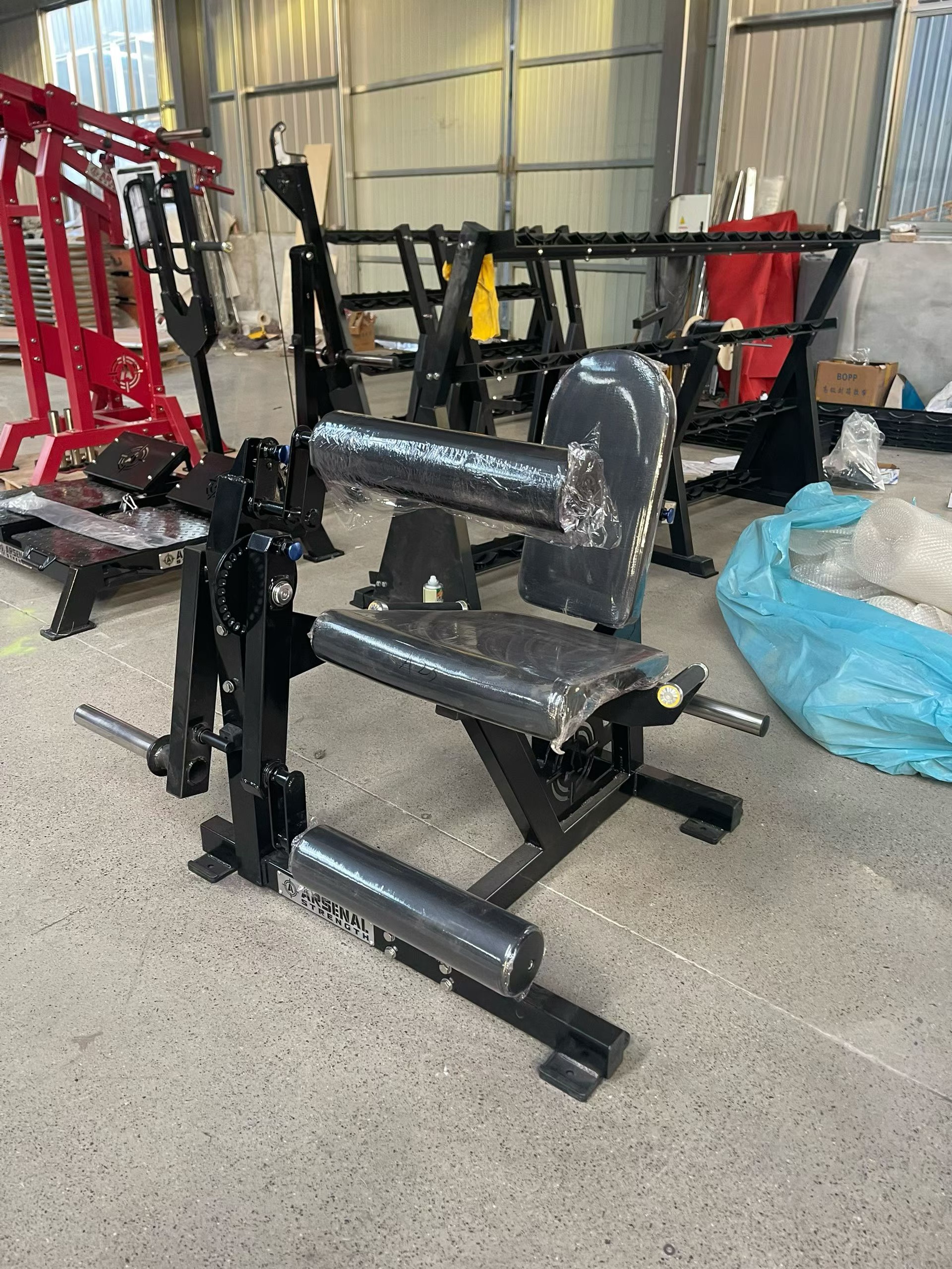 A23 Seated Leg Extension & Curl Machine