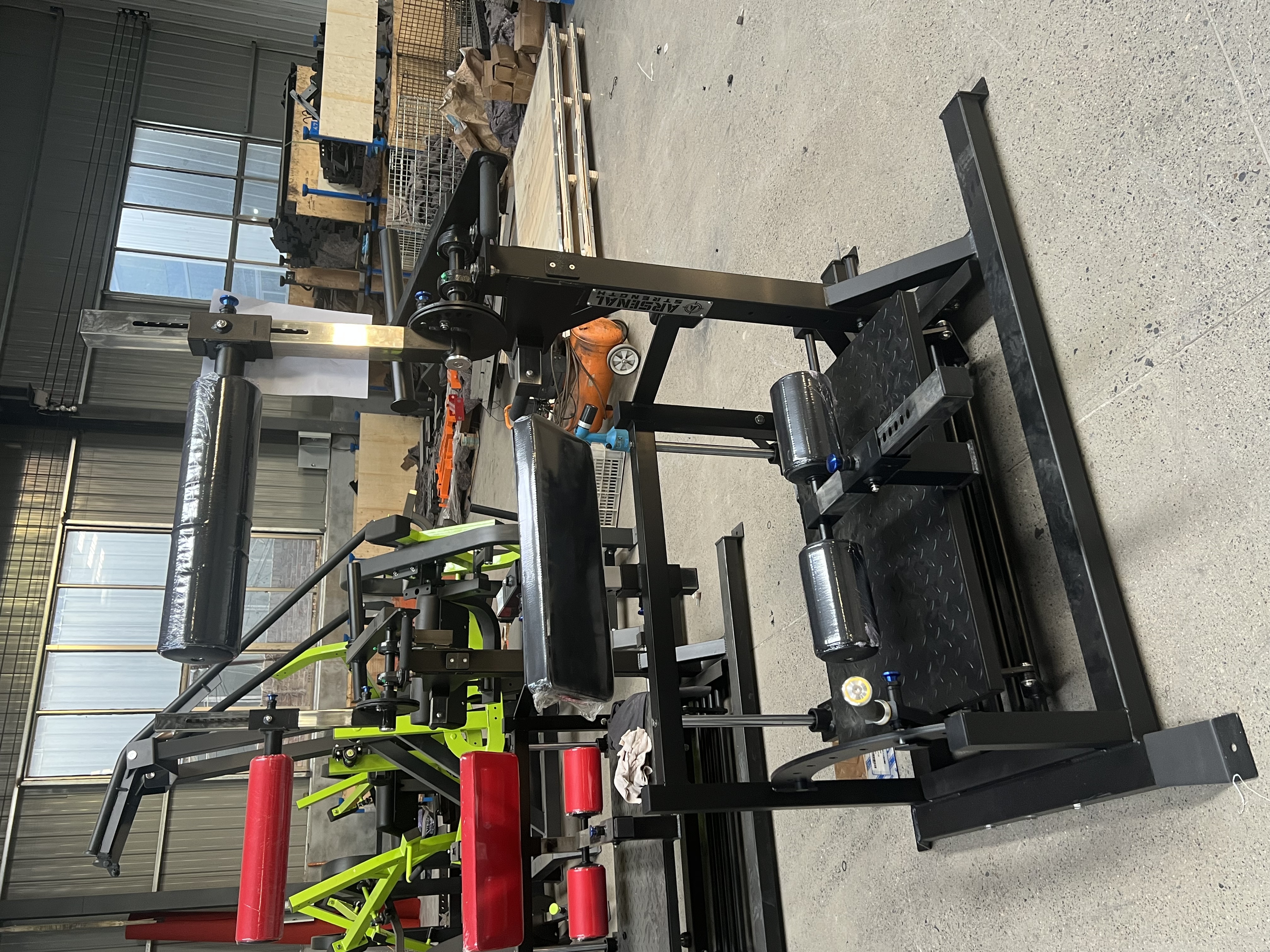 A23 Seated Leg Extension & Curl Machine